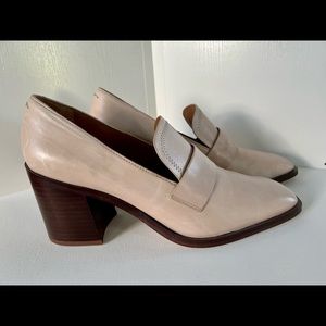 Franco Sarto block heel loafer, sz 10. Creamy blush colored leather.
